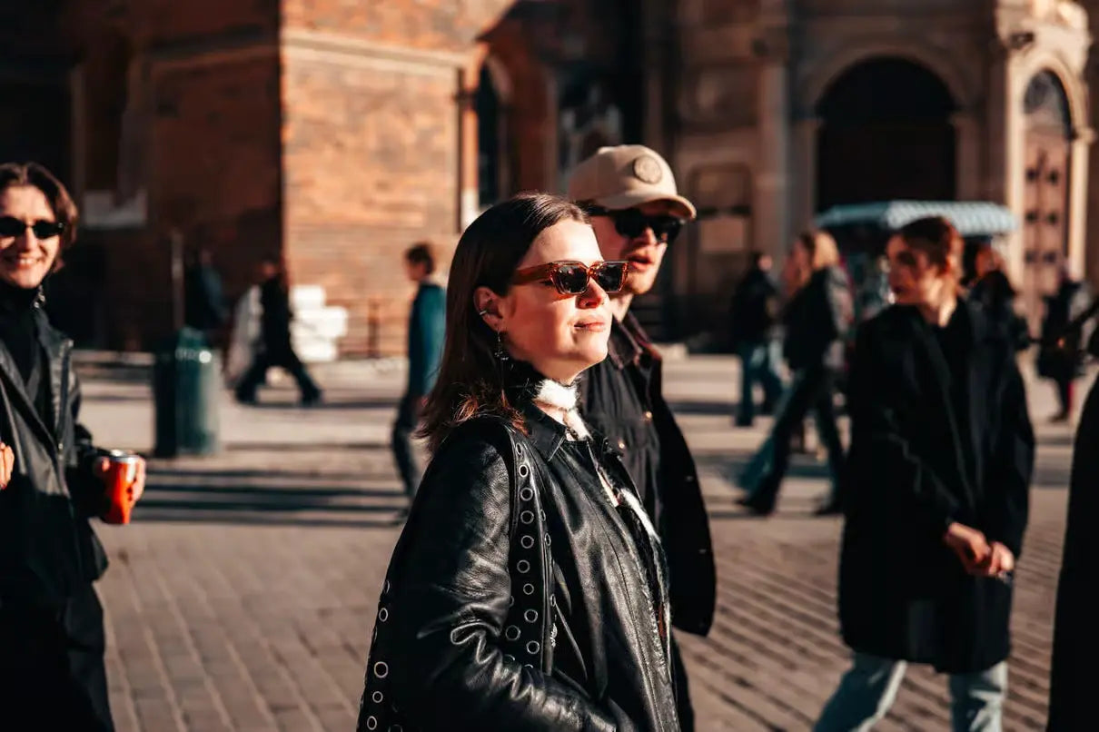 Krakow History Walking Tour with Twist: Drink & Polish Snack
