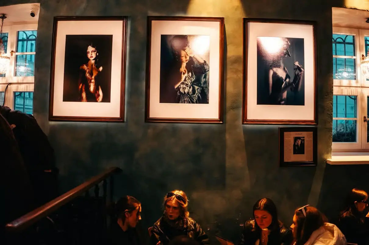Hidden bars in Krakow Jewish Quarter Kazimierz district walking tour